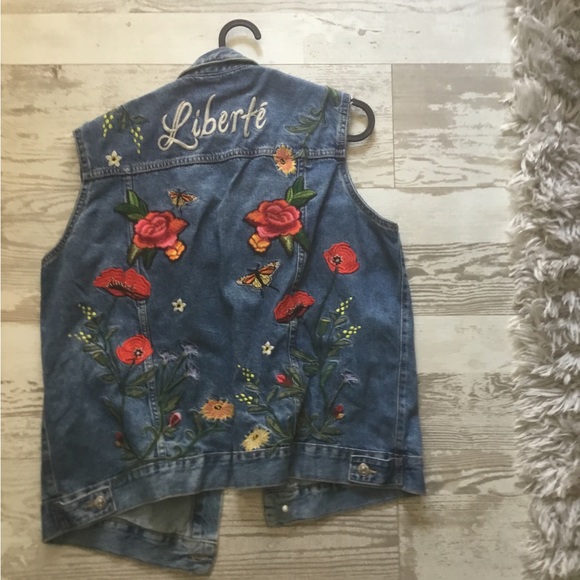 Denim jacket - Picture 2 of 3